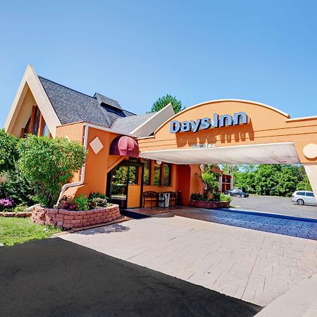 Days Inn By Wyndham Ann Arbor Eksteriør billede