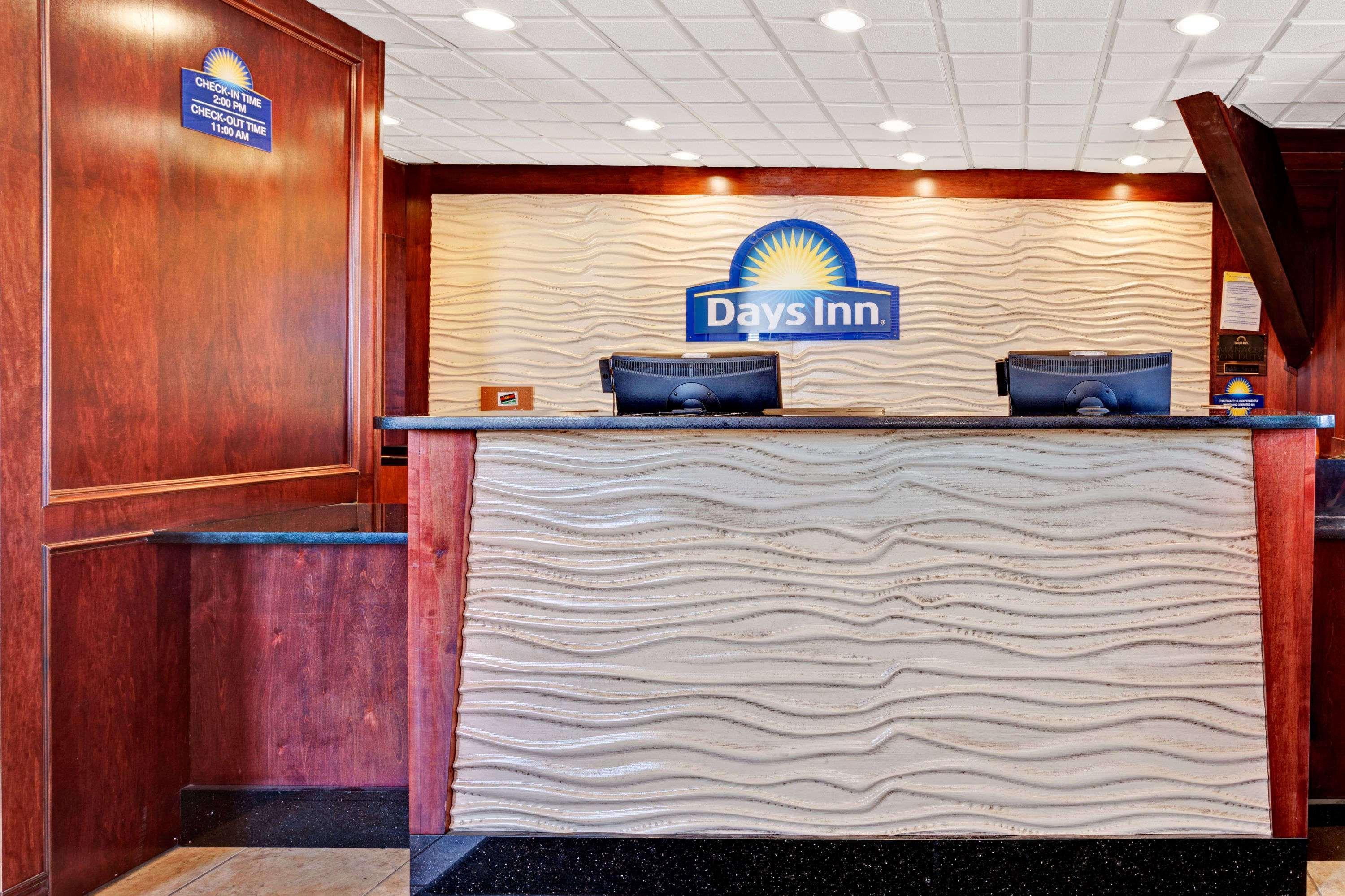 Days Inn By Wyndham Ann Arbor Eksteriør billede