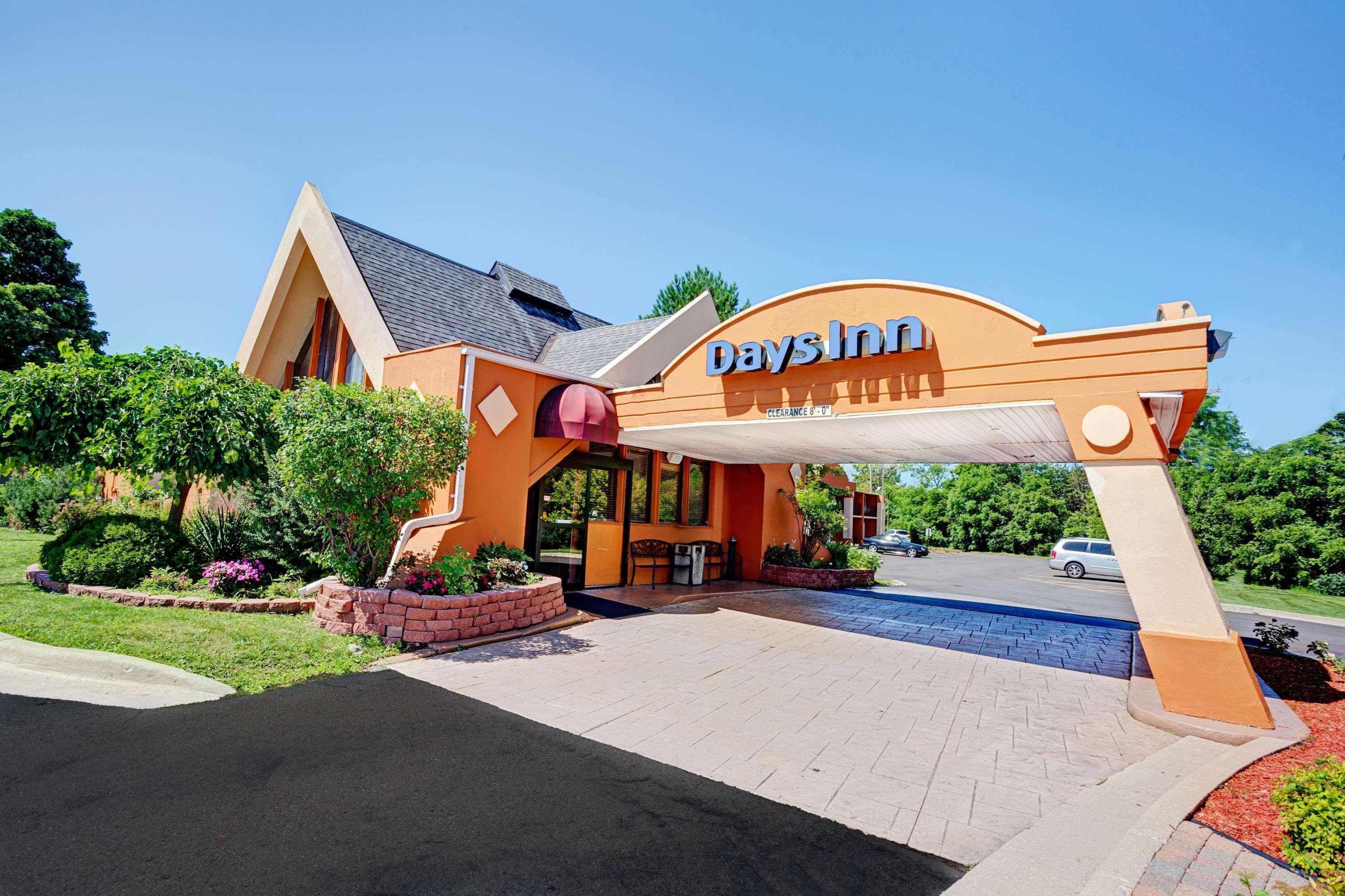 Days Inn By Wyndham Ann Arbor Eksteriør billede